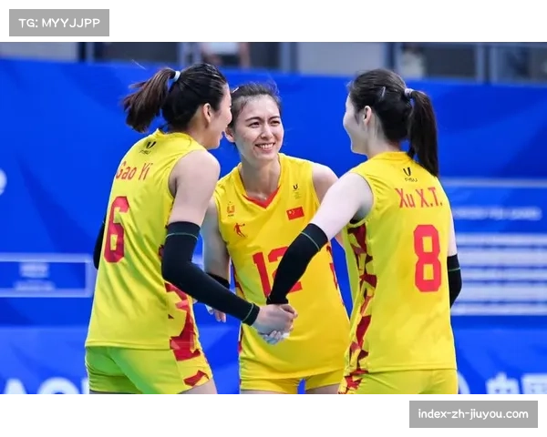 波兰站混合接力四分之一决赛，中国队顺利晋级半决赛